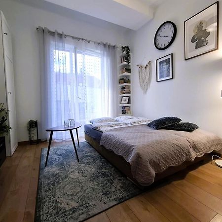 Apartament Na Grobli, Przy Kladce Zwierzynieckiej Wrocław Exteriör bild