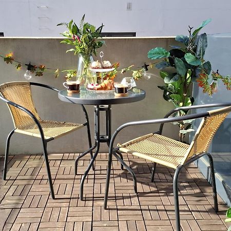 Apartament Na Grobli, Przy Kladce Zwierzynieckiej Wrocław Exteriör bild