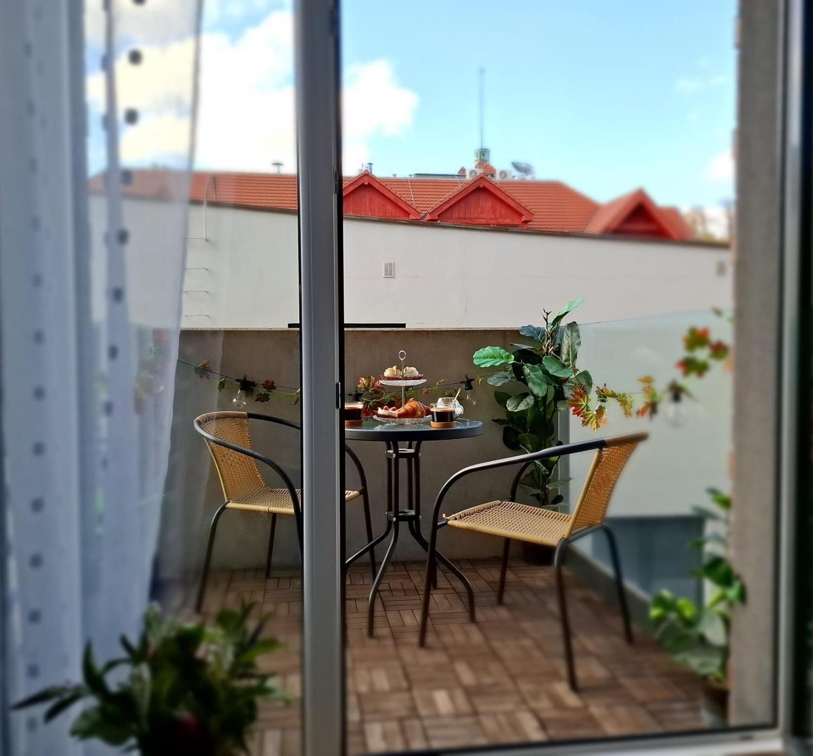 Apartament Na Grobli, Przy Kladce Zwierzynieckiej Wrocław Exteriör bild